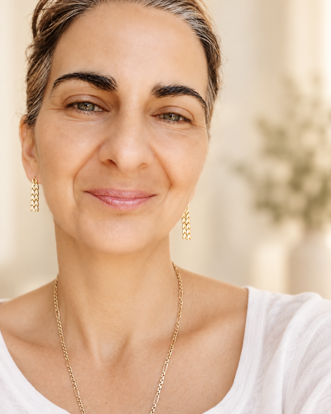 Özlem Konuk – LUSNIKA